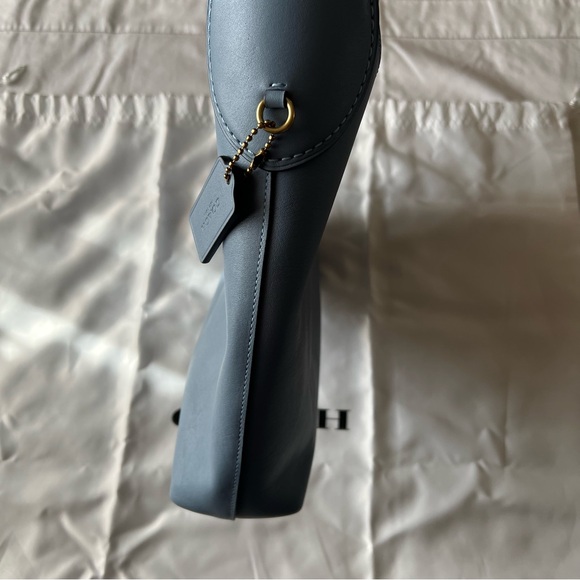 Coach Brooklyn 28 Shoulder Bag in Bluebell - Picture 7 of 16